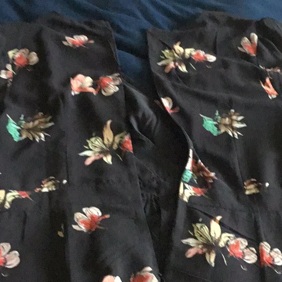 Surplice Georgette Floral Dress - Picture 6 of 7